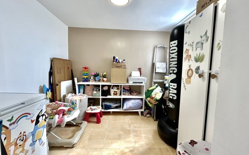 Reventa - Villa -
Villamartin - Costa Blanca