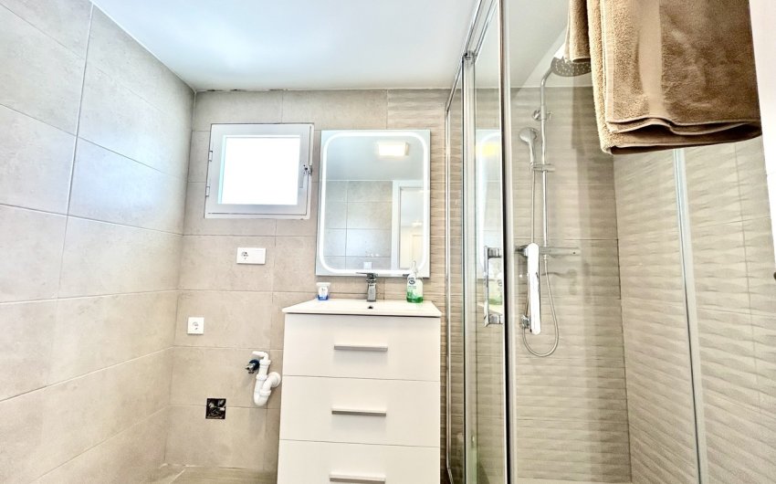 Reventa - Villa -
Villamartin - Costa Blanca