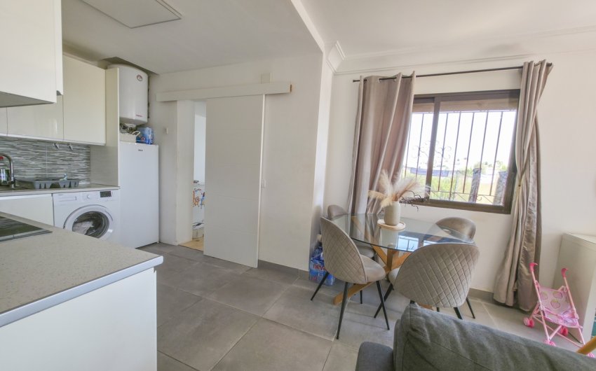Reventa - Villa -
Villamartin - Costa Blanca