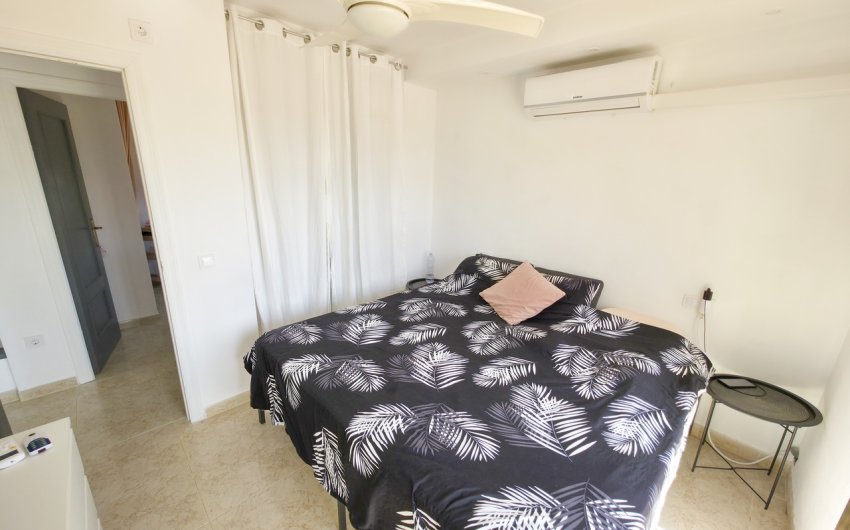 Reventa - Villa -
Villamartin - Costa Blanca