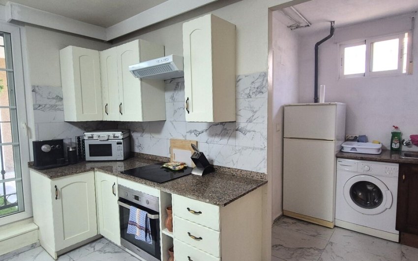 Reventa - Villa -
Villamartin - Costa Blanca