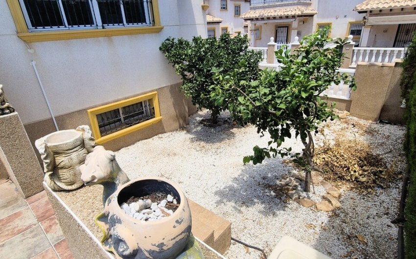 Reventa - Villa -
Villamartin - Costa Blanca