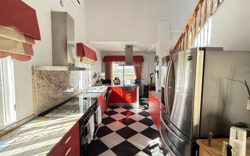 Reventa - Villa -
Villamartin - Costa Blanca