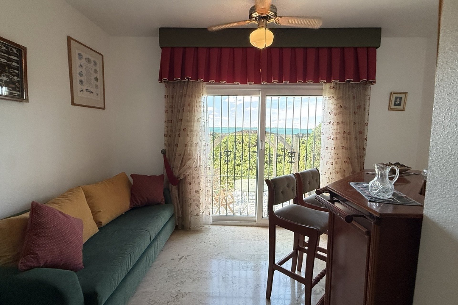 Reventa - Villa -
Villamartin - Costa Blanca