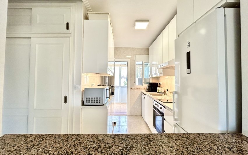 Reventa - Villa -
Villamartin - Costa Blanca