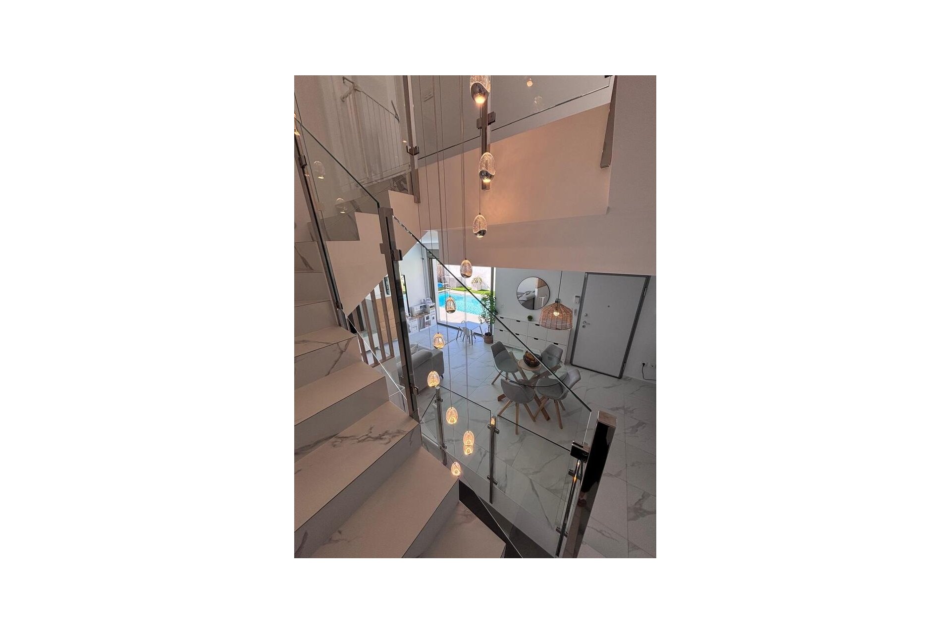 Reventa - Villa -
Villamartin - Costa Blanca