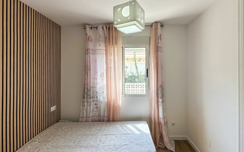 Reventa - Villa -
Villamartin - Costa Blanca