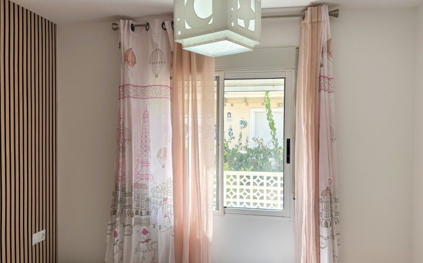 Reventa - Villa -
Villamartin - Costa Blanca