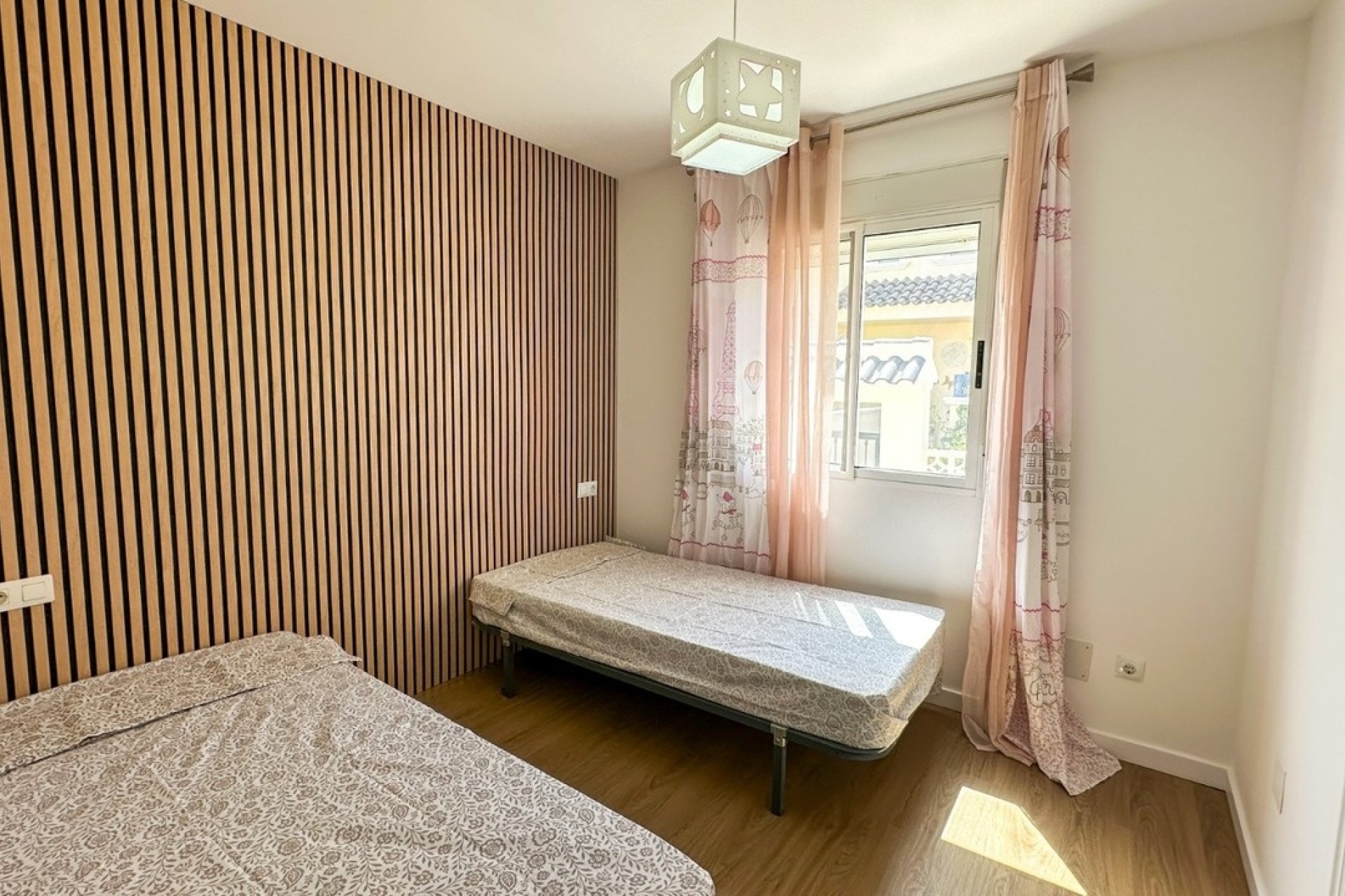 Reventa - Villa -
Villamartin - Costa Blanca