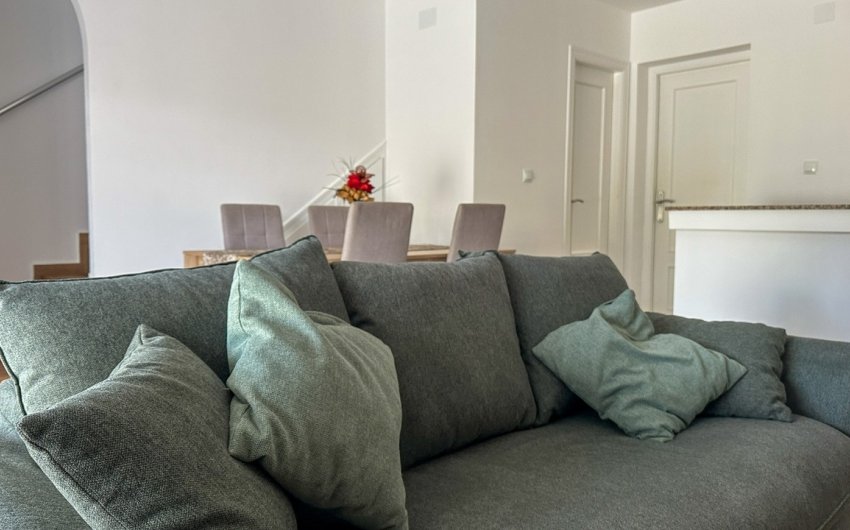 Reventa - Villa -
Villamartin - Costa Blanca