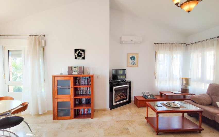 Reventa - Villa -
Villamartin - Costa Blanca