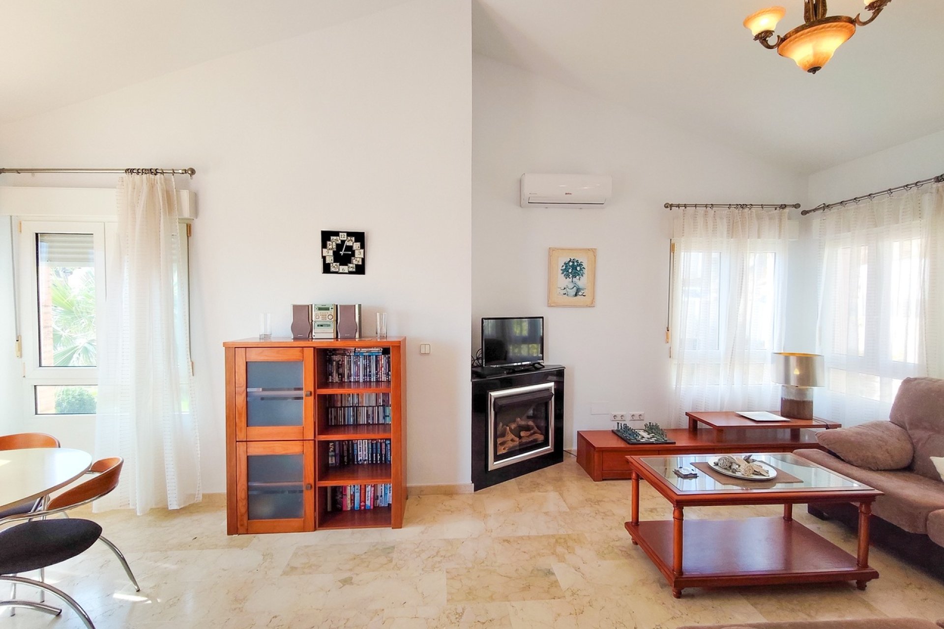 Reventa - Villa -
Villamartin - Costa Blanca
