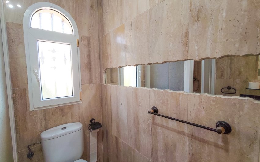 Reventa - Villa -
Villamartin - Costa Blanca
