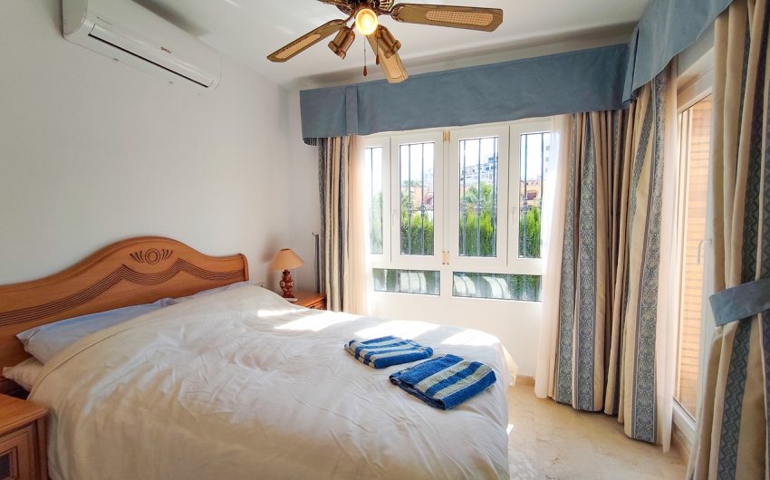 Reventa - Villa -
Villamartin - Costa Blanca