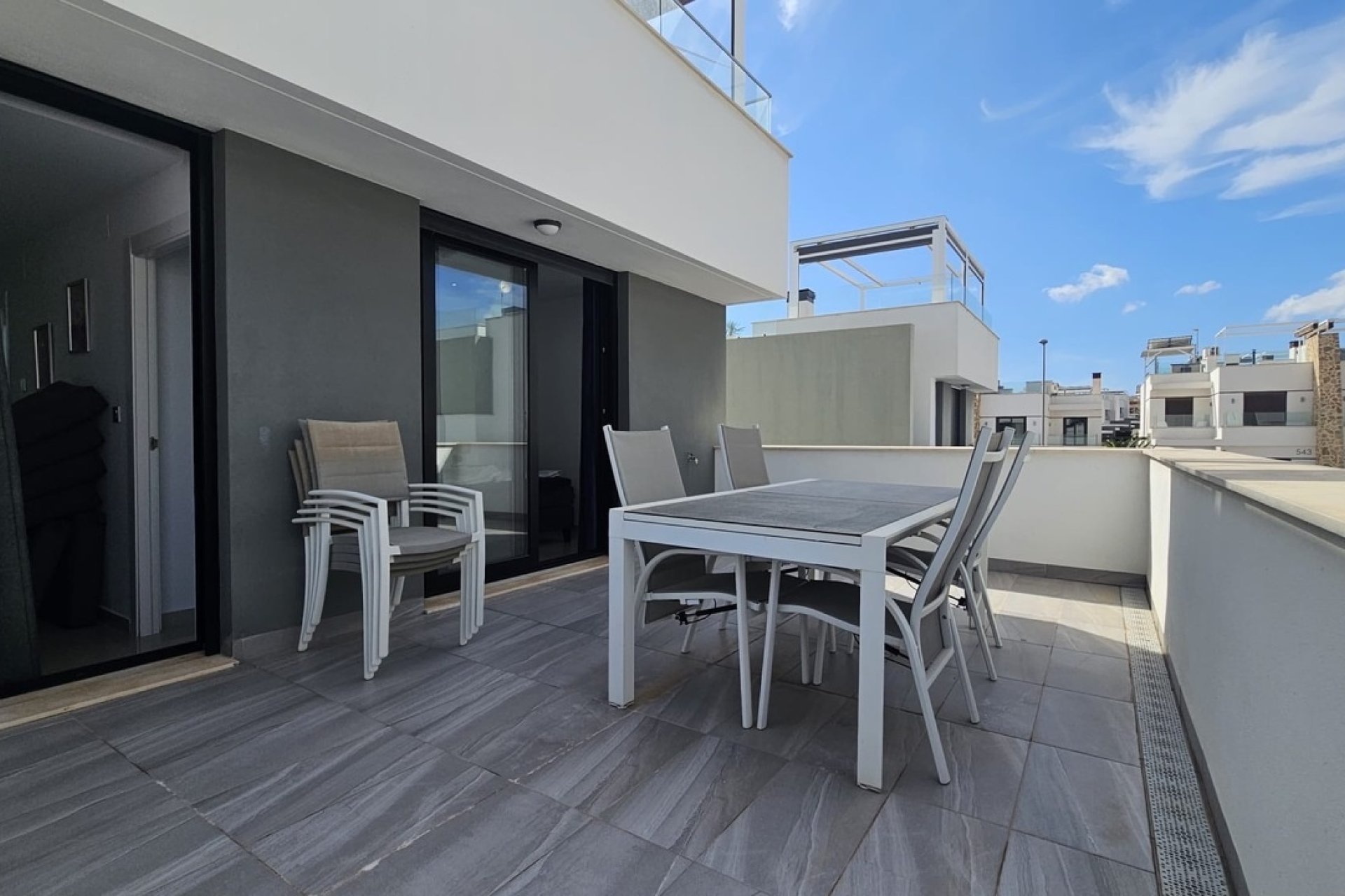 Reventa - Villa -
Villamartin - Costa Blanca