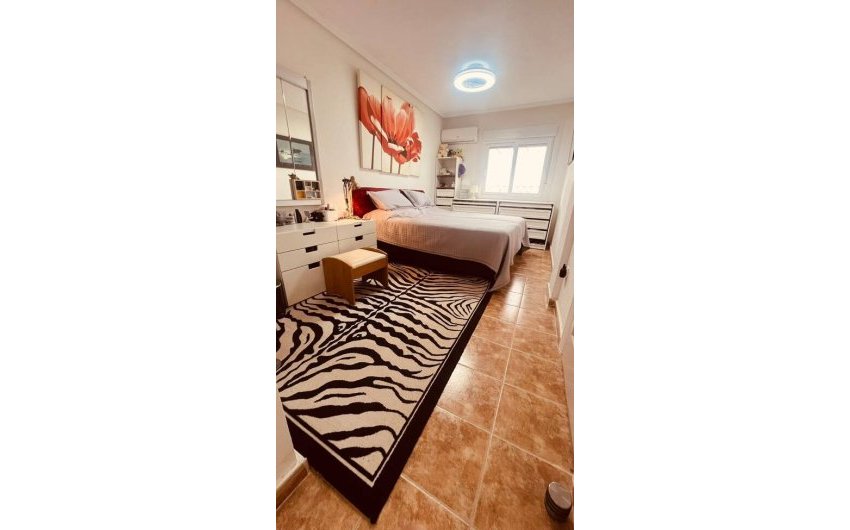 Reventa - Villa -
Villamartin - Costa Blanca