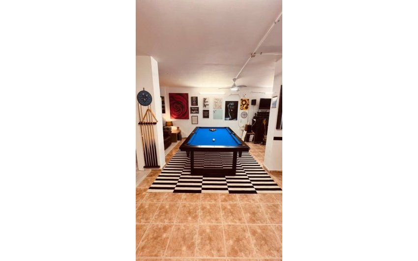 Reventa - Villa -
Villamartin - Costa Blanca