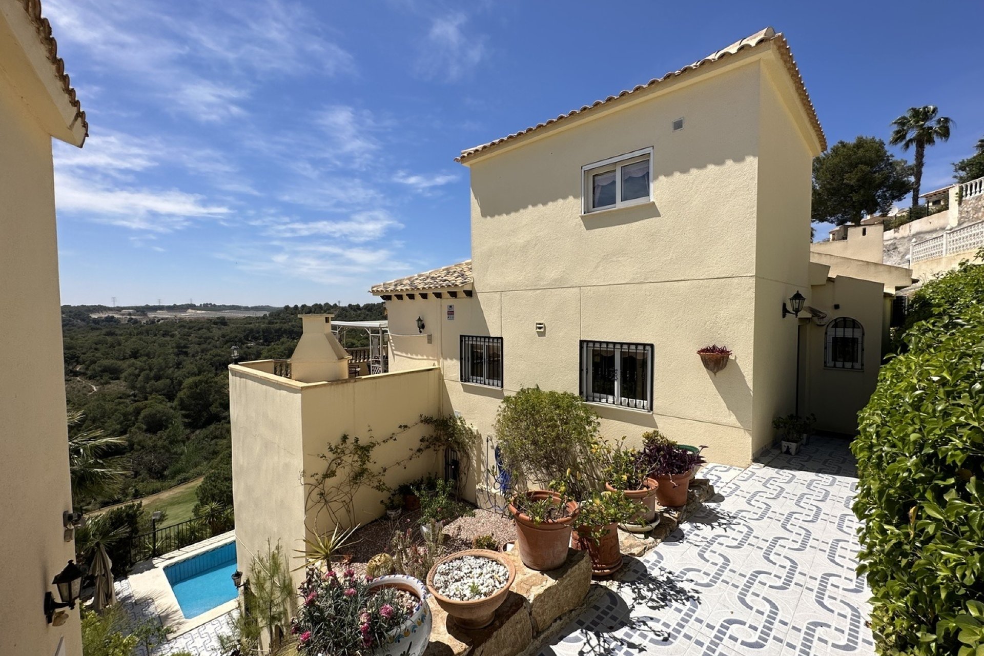 Reventa - Villa -
Villamartin - Costa Blanca