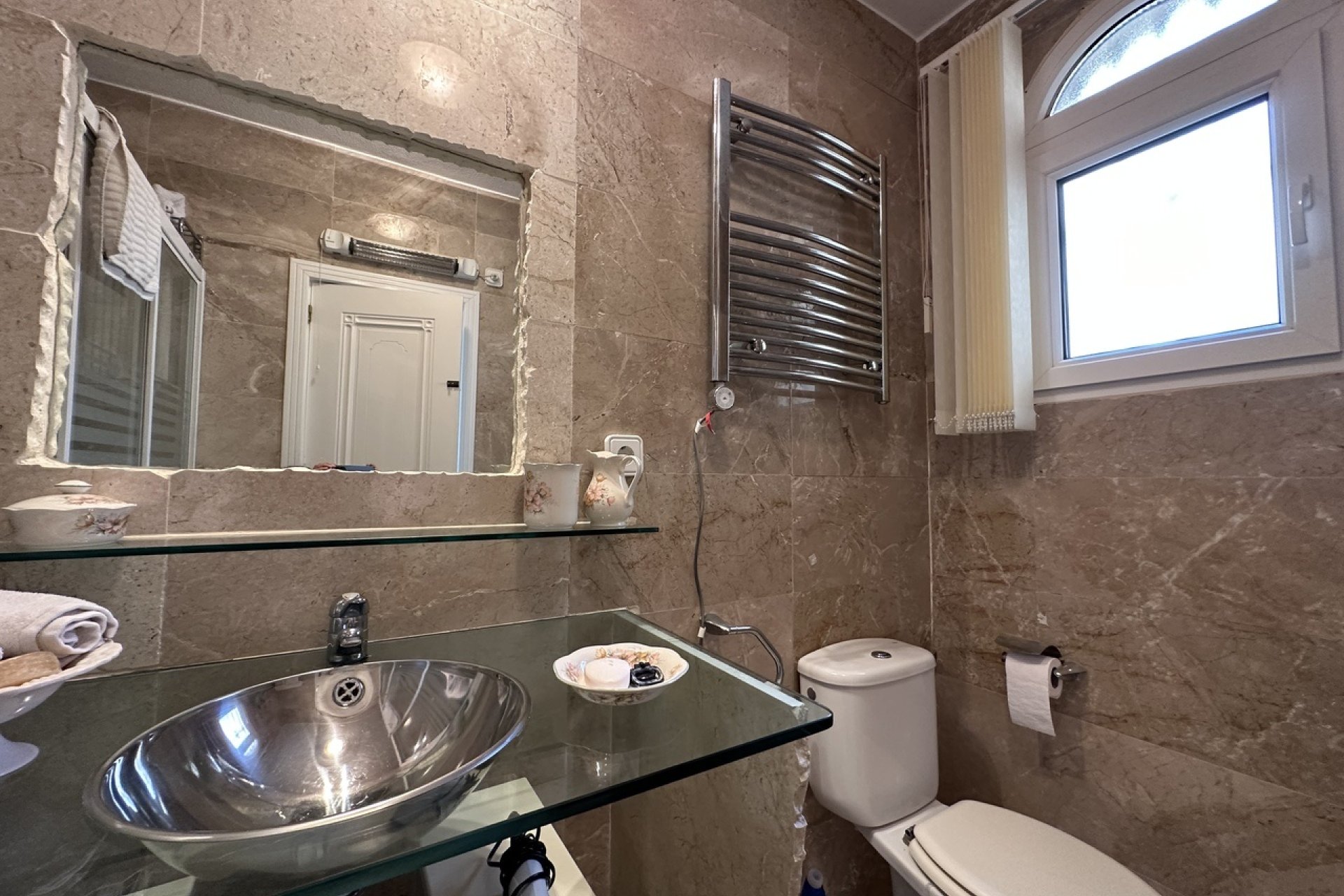 Reventa - Villa -
Villamartin - Costa Blanca