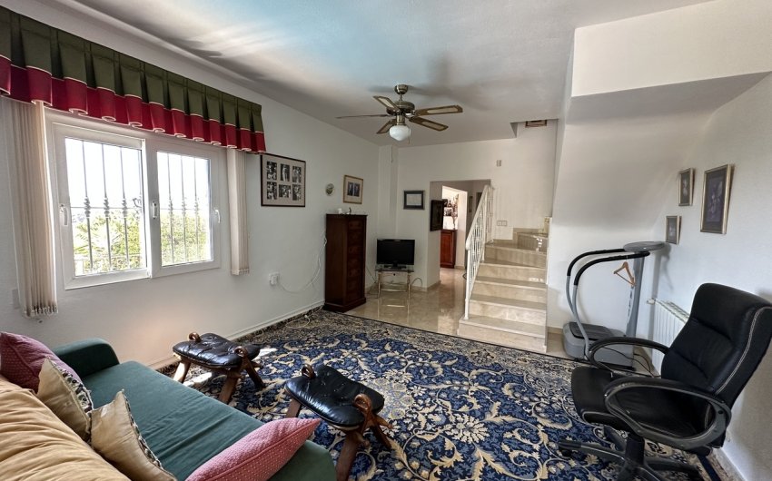 Reventa - Villa -
Villamartin - Costa Blanca