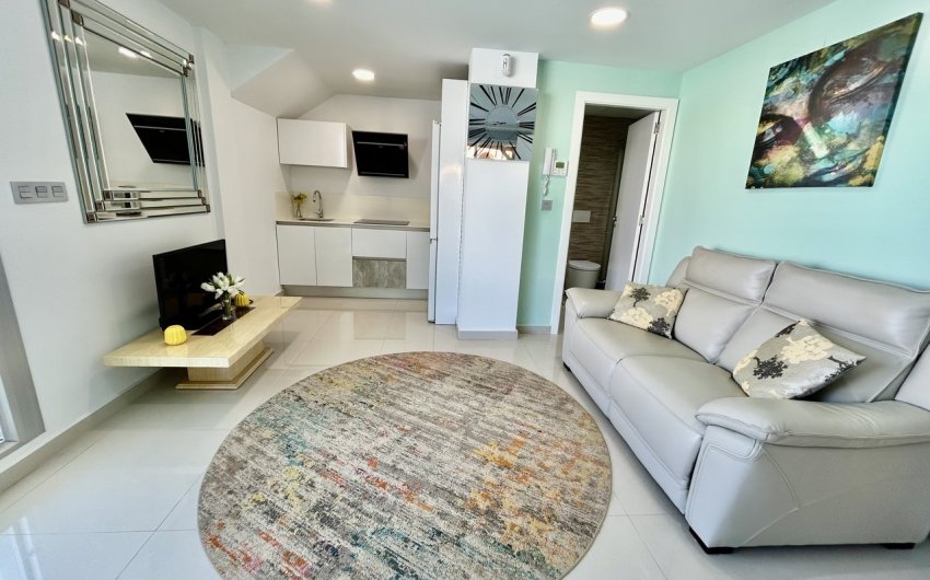 Reventa - Villa -
Villamartin - Costa Blanca