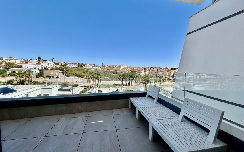 Reventa - Villa -
Villamartin - Costa Blanca