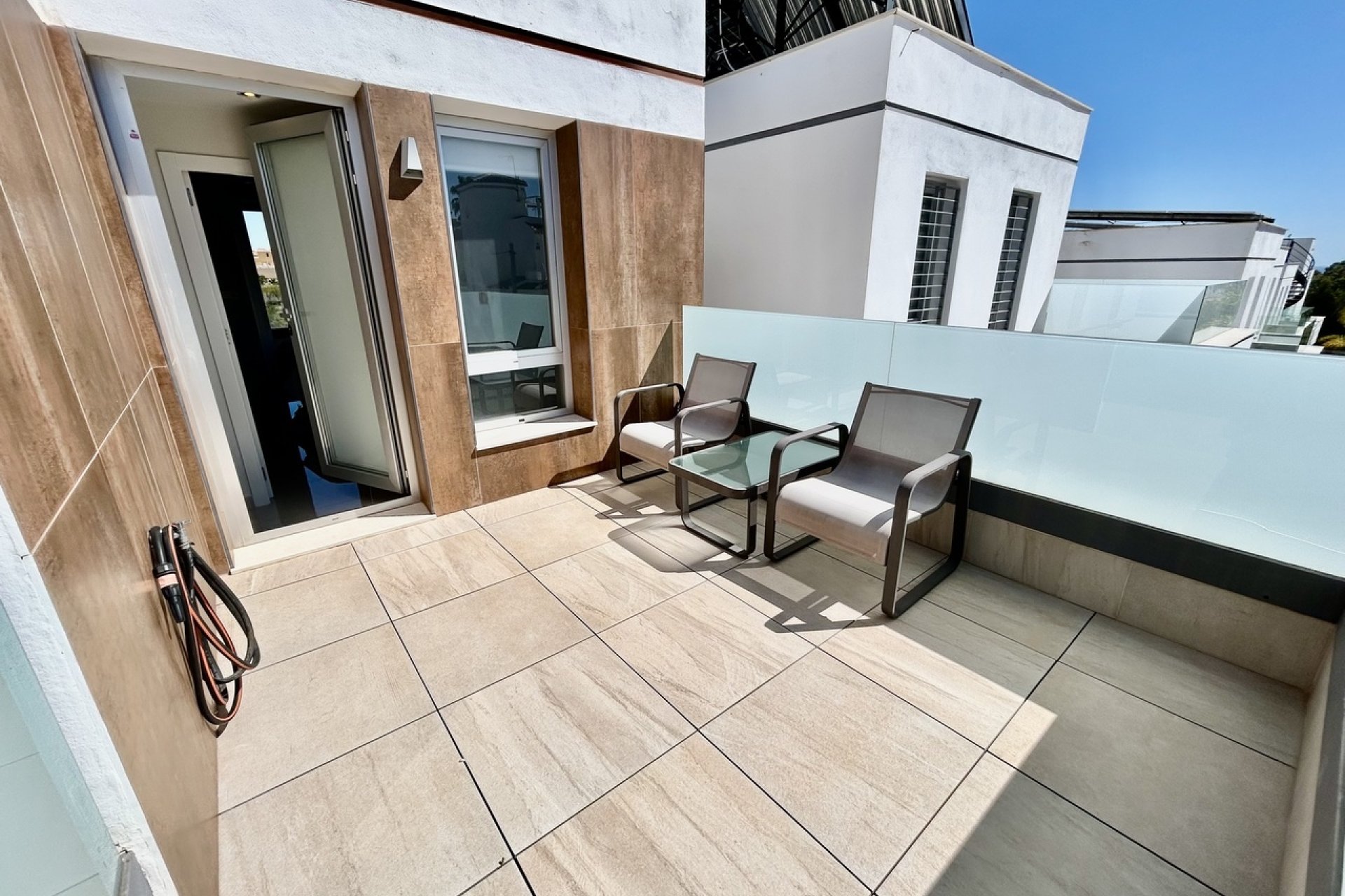 Reventa - Villa -
Villamartin - Costa Blanca