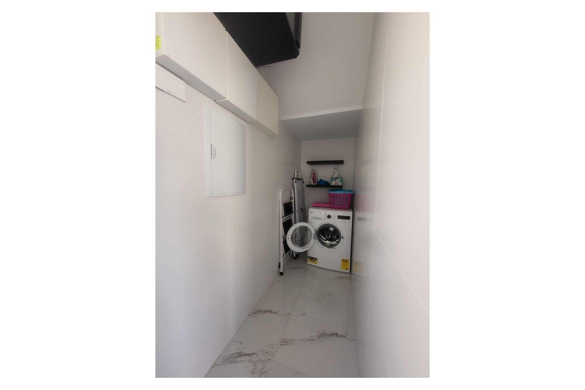 Reventa - Villa -
Villamartin - Costa Blanca