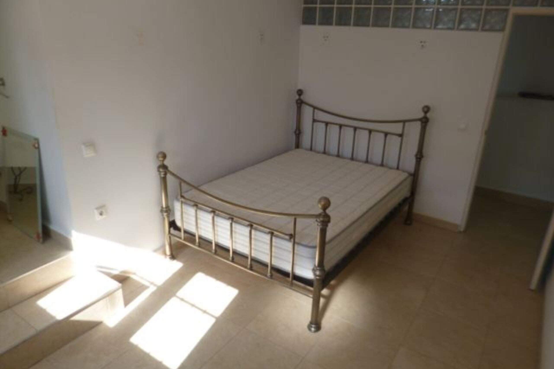 Reventa - Villa -
Villamartin - Costa Blanca