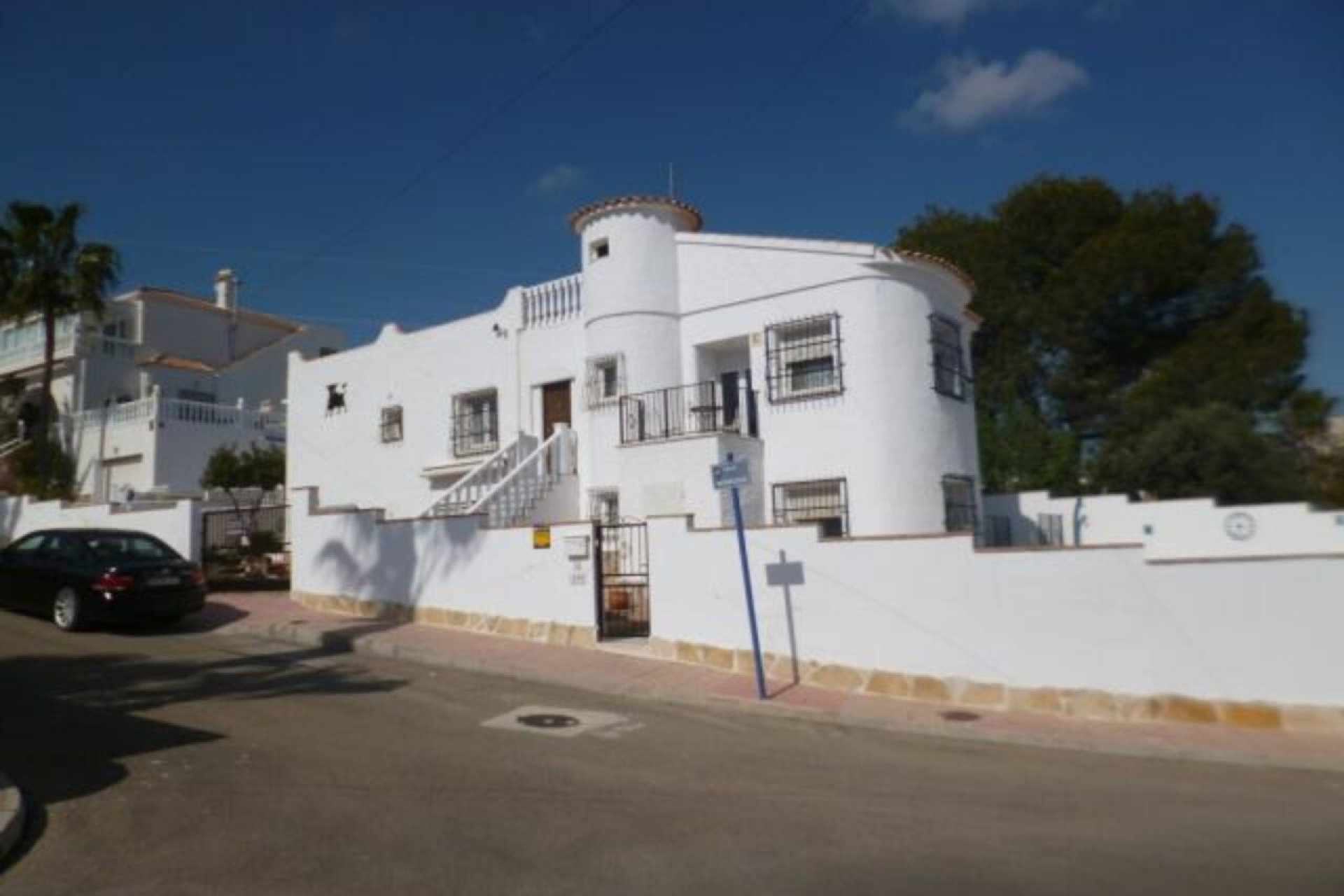 Reventa - Villa -
Villamartin - Costa Blanca