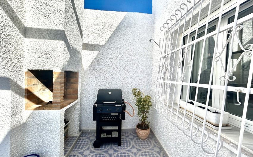 Reventa - Villa -
Villamartin - Costa Blanca