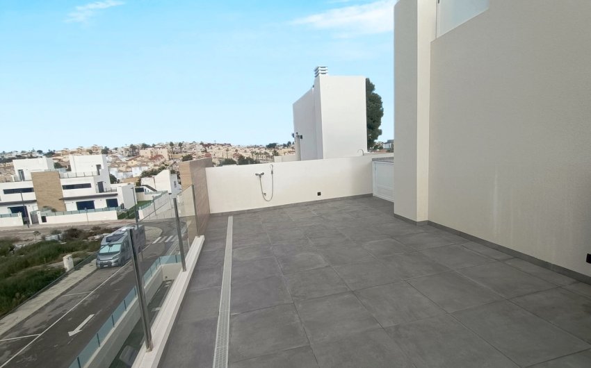 Reventa - Villa -
Villamartin - Costa Blanca