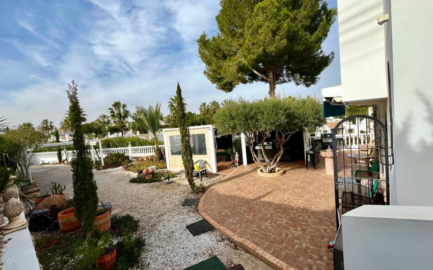 Reventa - Villa -
Villamartin - Costa Blanca