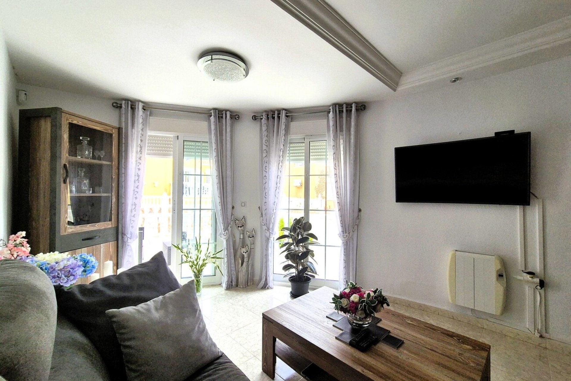 Reventa - Villa -
Villamartin - Costa Blanca