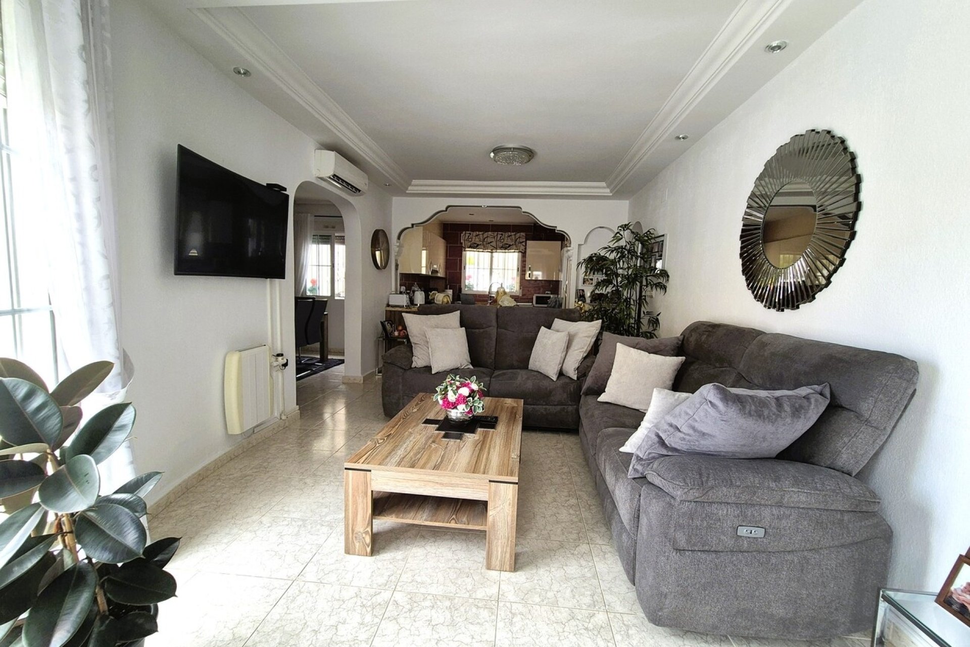 Reventa - Villa -
Villamartin - Costa Blanca