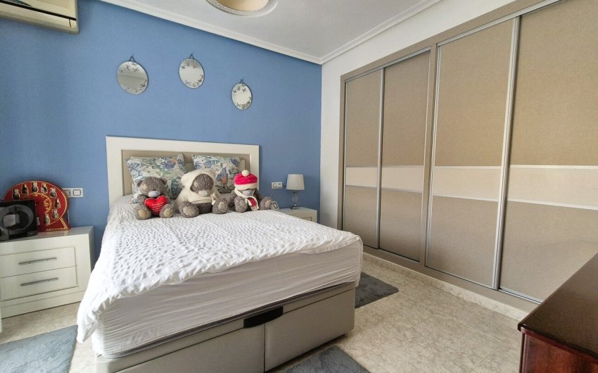Reventa - Villa -
Villamartin - Costa Blanca