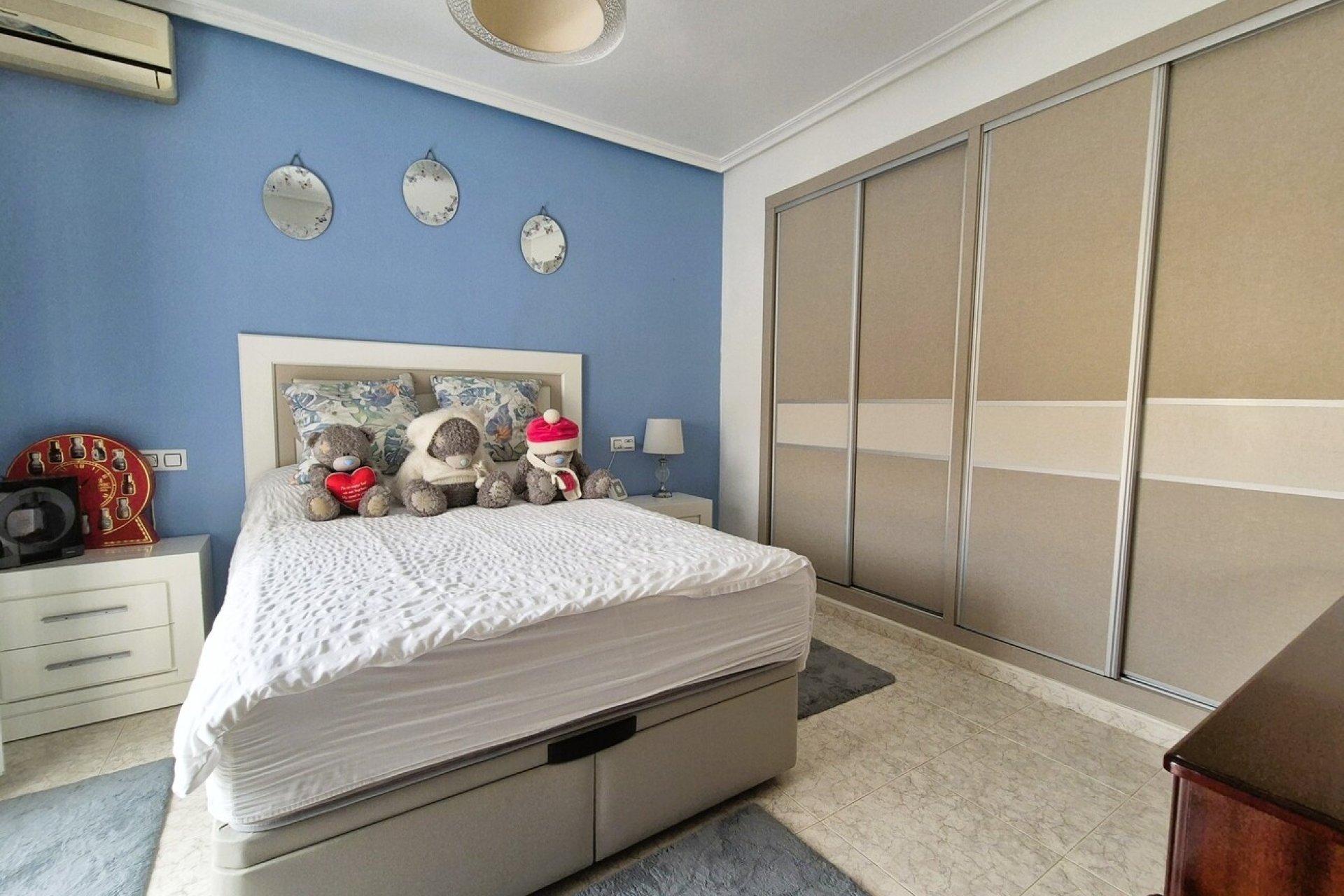 Reventa - Villa -
Villamartin - Costa Blanca