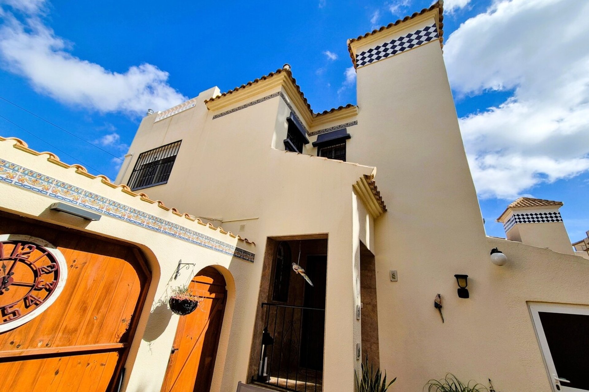 Reventa - Villa -
Villamartin - Costa Blanca