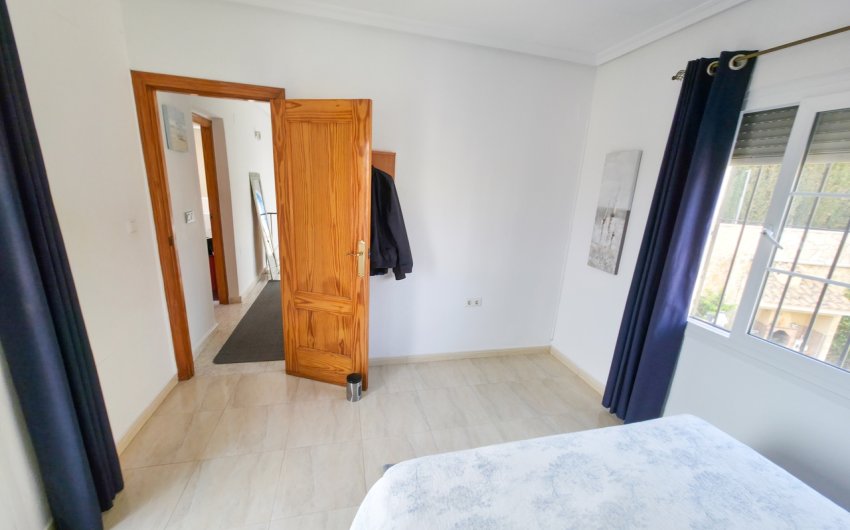 Reventa - Villa -
Villamartin - Costa Blanca