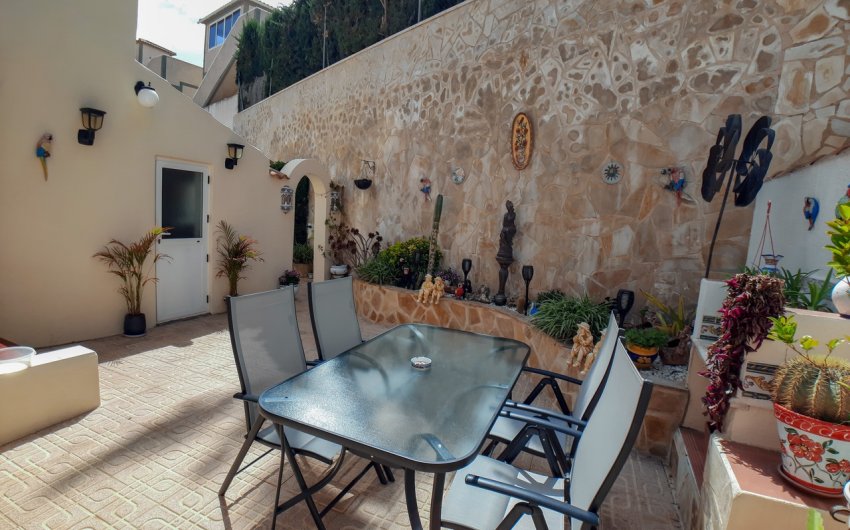 Reventa - Villa -
Villamartin - Costa Blanca