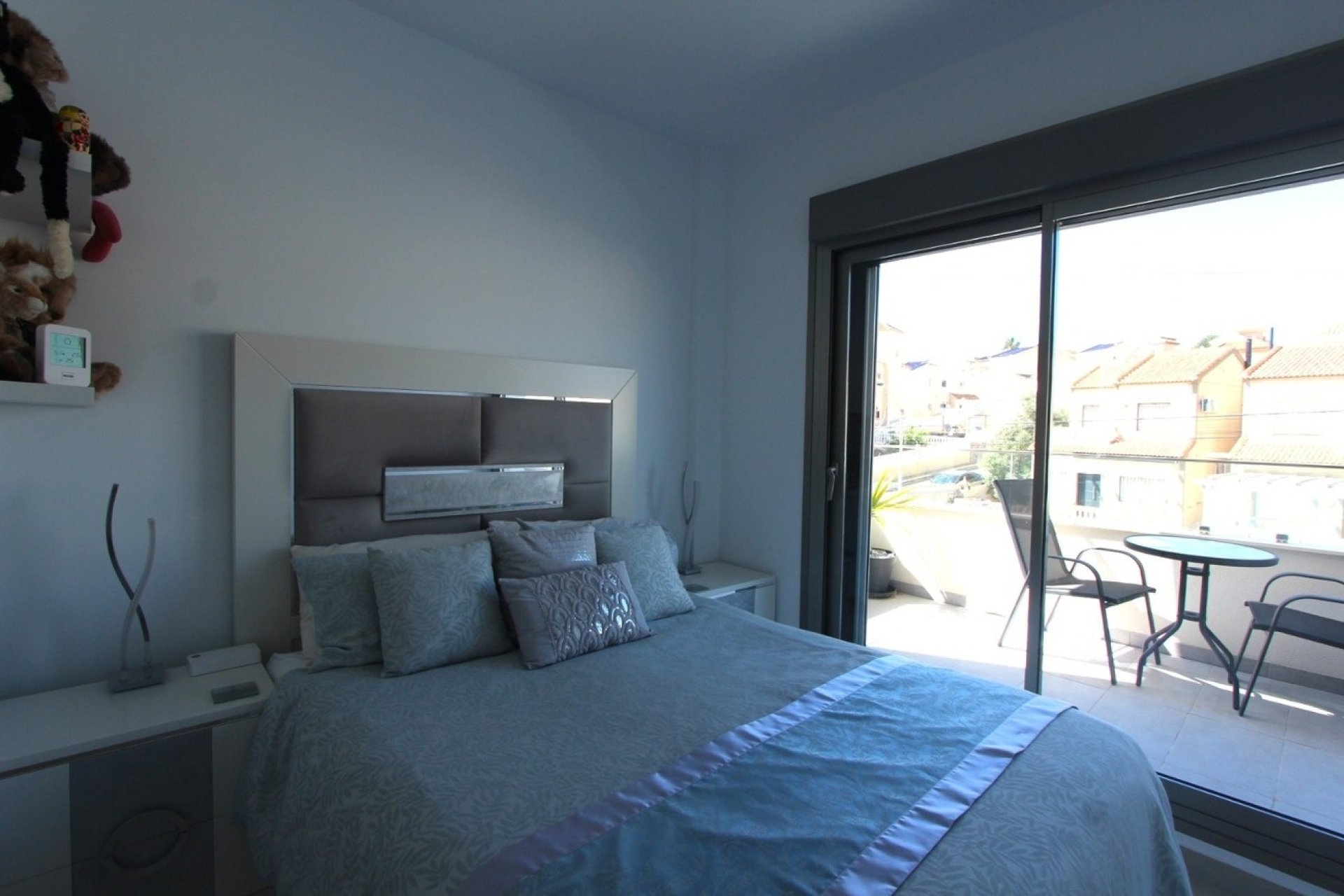 Reventa - Villa -
Villamartin - El Galan