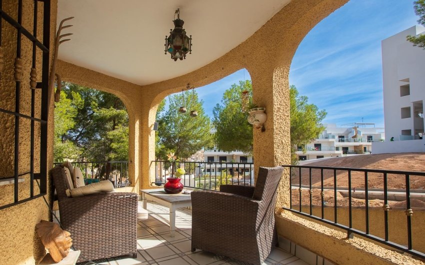 Reventa - Villa -
Villamartín - Las Filipinas