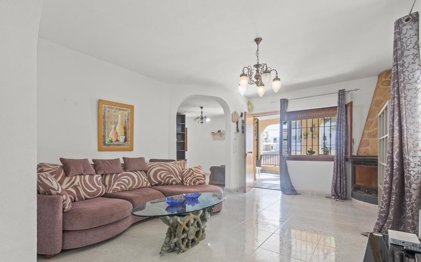 Reventa - Villa -
Villamartín - Las Filipinas