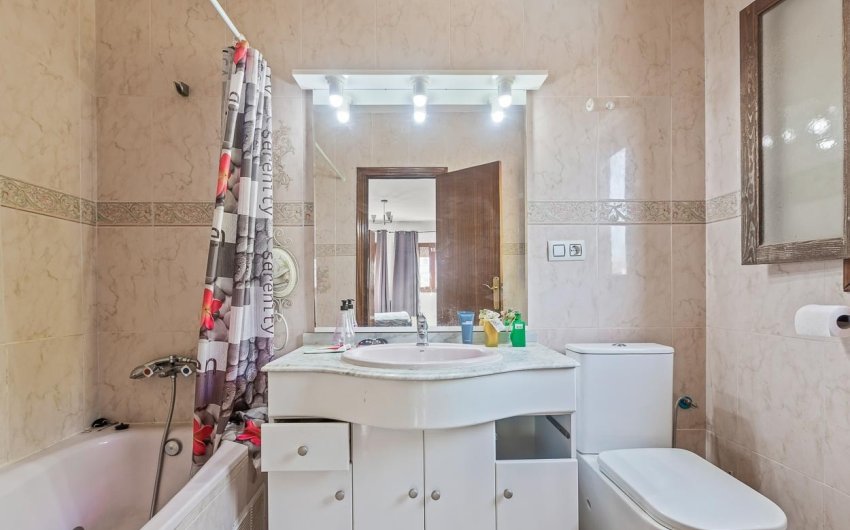 Reventa - Villa -
Villamartín - Las Filipinas