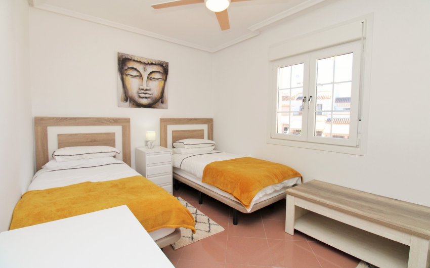 Reventa - Villa -
Villamartín - Los Dolses