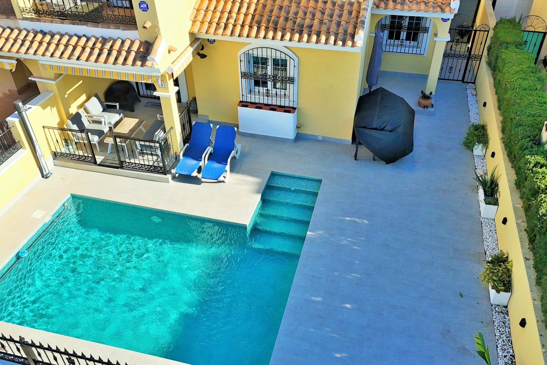 Reventa - Villa -
Villamartín - Los Dolses