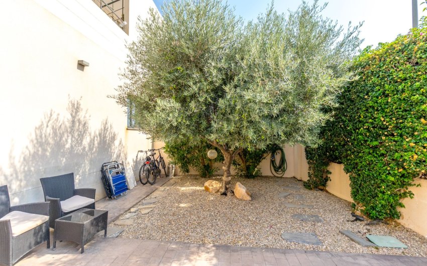 Reventa - Villa -
Villamartín - Los Dolses