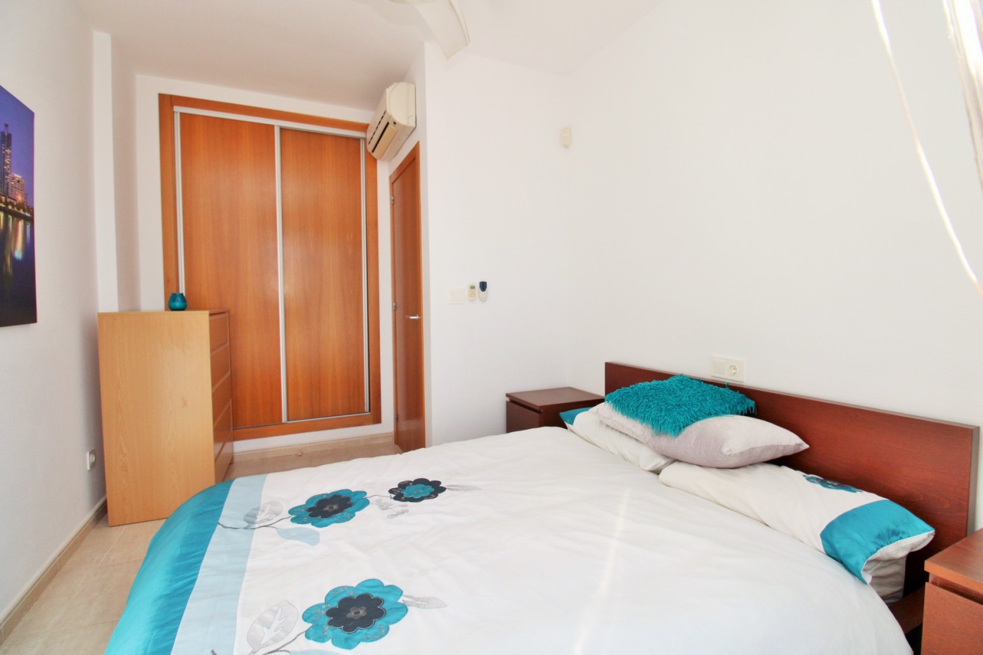 Reventa - Villa -
Villamartín - PAU 8