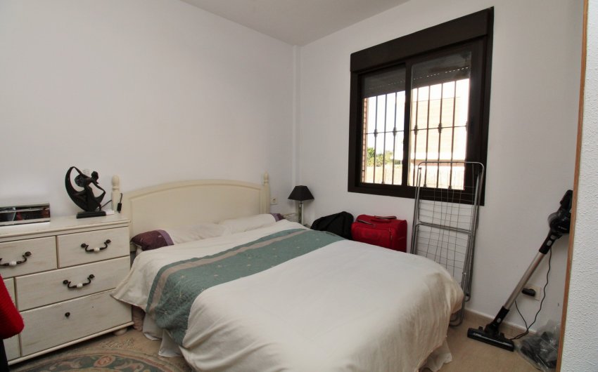 Reventa - Villa -
Villamartín - PAU 8