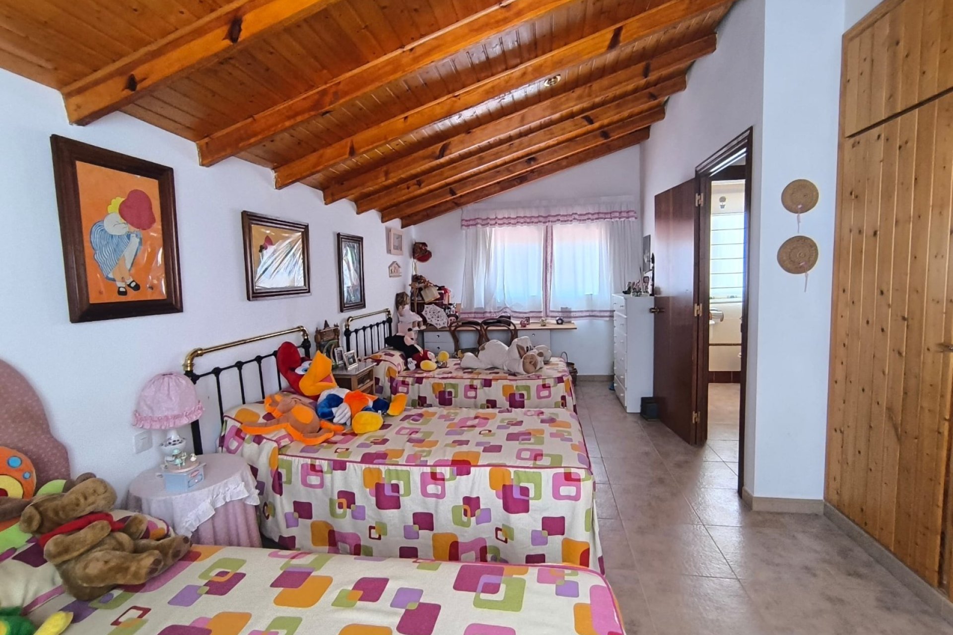 Reventa - Villa -
Villena - Inland